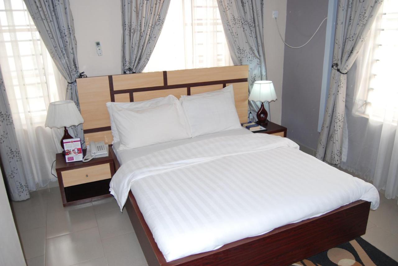 Koraf Hotels Абуджа Екстер'єр фото